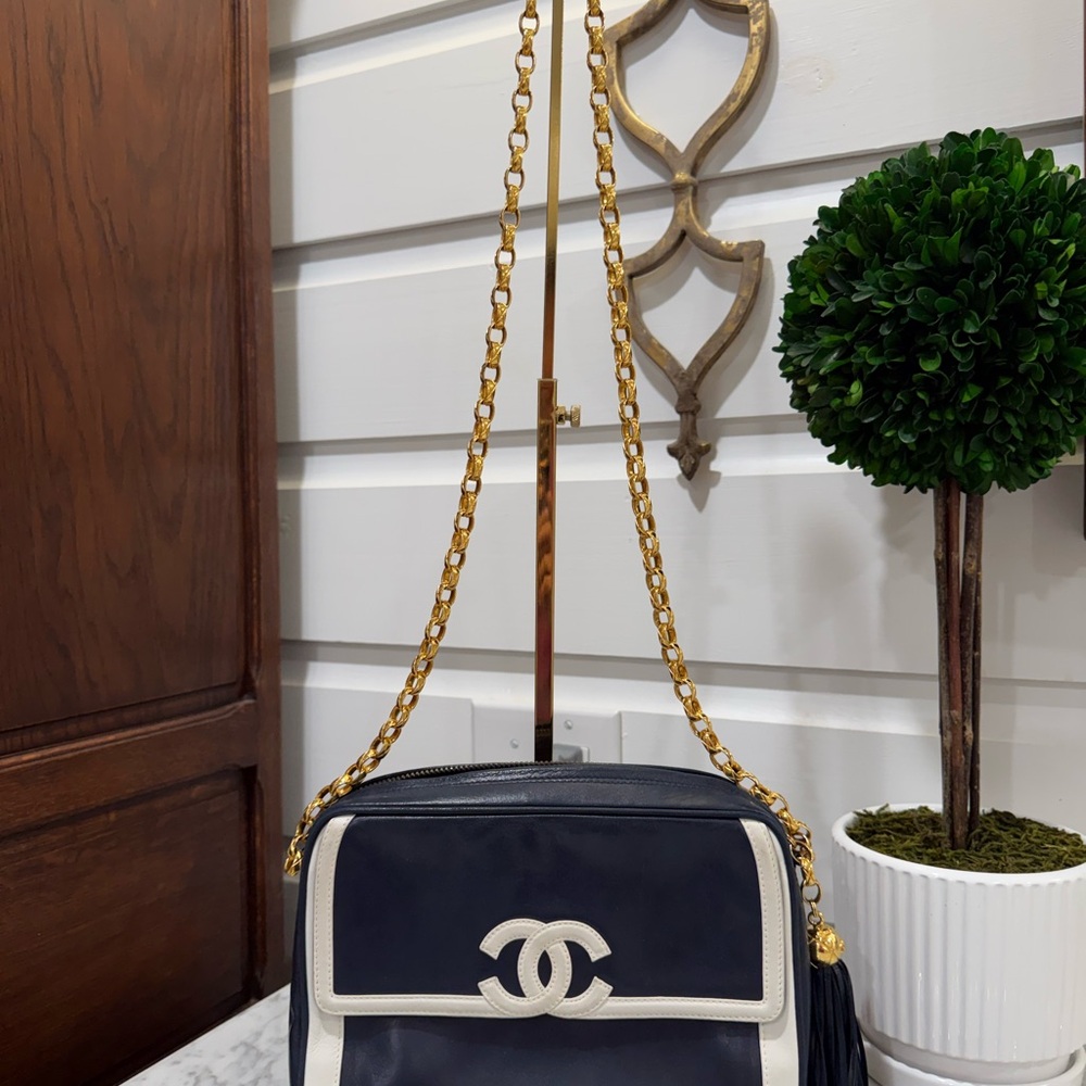 CHANEL Navy and White Lambskin Camera Shoulder Bag with Gold Chain - Picture 2 of 7